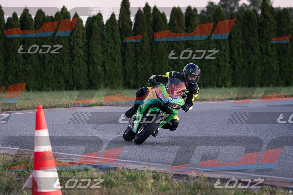 26.09.06 TM-3459.jpg