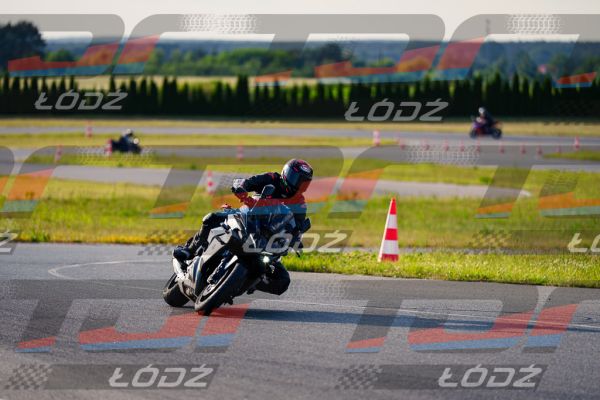 25.06.20 TM-5011.jpg