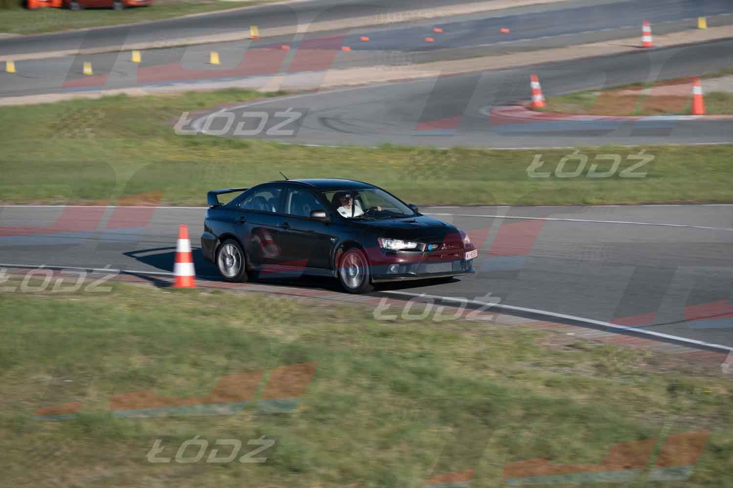 010526TDauto-208.jpg
